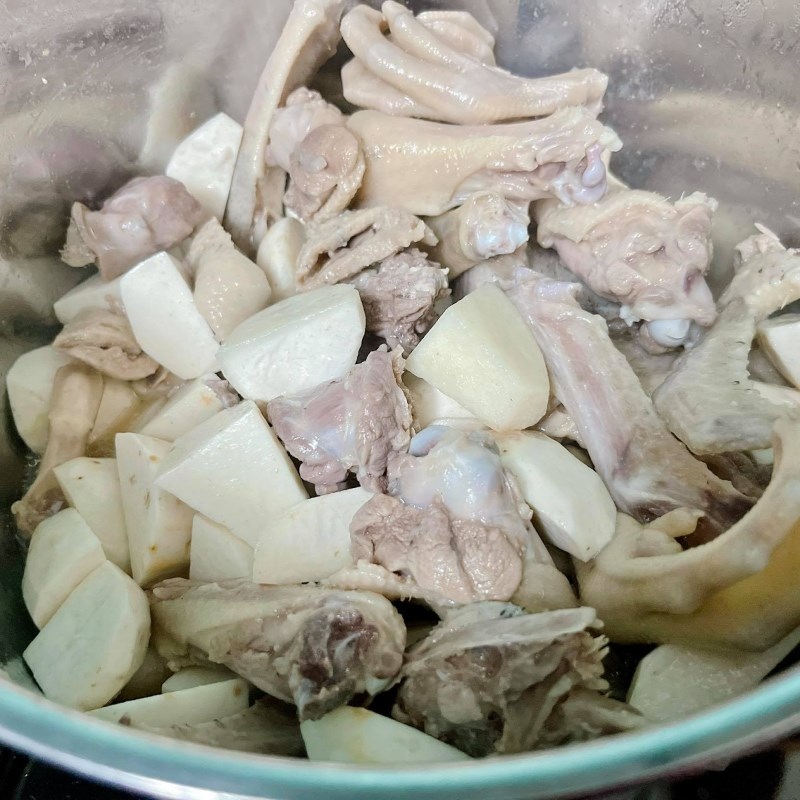 Tiến hành nấu canh